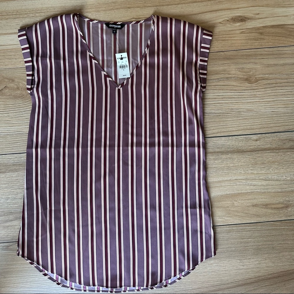 Express short sleeve blouse